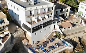 Hostal Dragonera